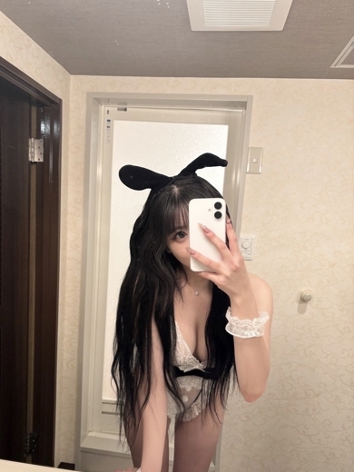 プラチナムレジェンド outcall escort service MIKU