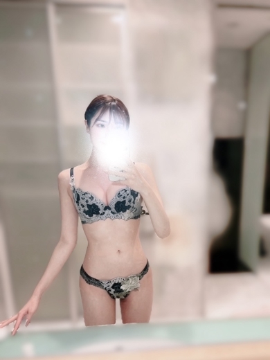 プラチナムレジェンド デリヘル AYASE SARA
