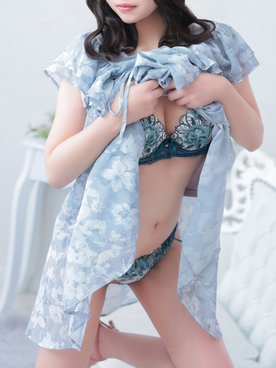 未熟な人妻 デリヘル IWAMOTO YUU