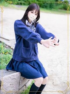 東条かれん