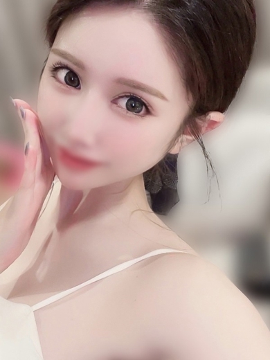 Muteki Platinum outcall escort service KIRAMEKI