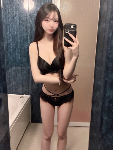 Muteki Platinum outcall escort service NATSUIRO