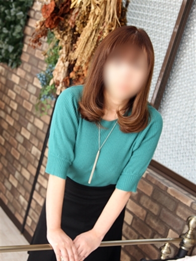 奥様電車(関西全駅で待ち合わせ) 上门服务 MISATO
