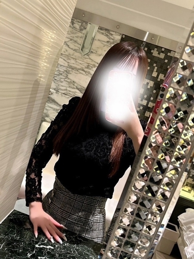 Pinks LAB 大阪 デリヘル THIARA