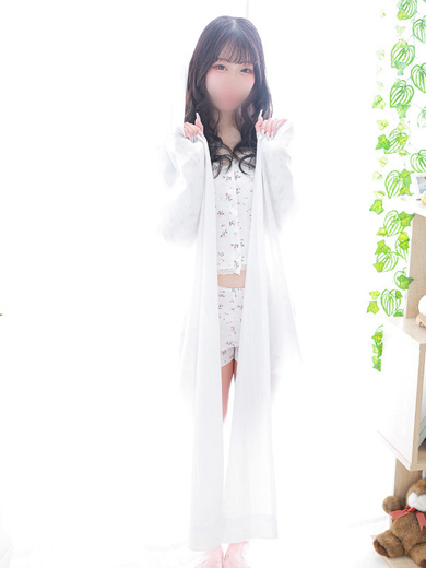 ﾘｯﾁﾄﾞｰﾙﾌｪﾐﾆﾝ erotic massage service parlor RIRI