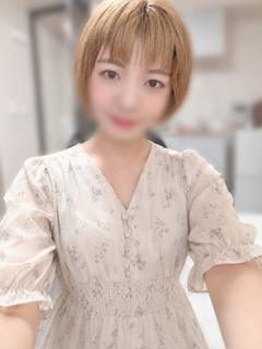 The MILF Osaka outcall escort service AYU