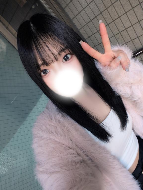 いるよ₍^˶⦁༝⦁˶^₎◞ 