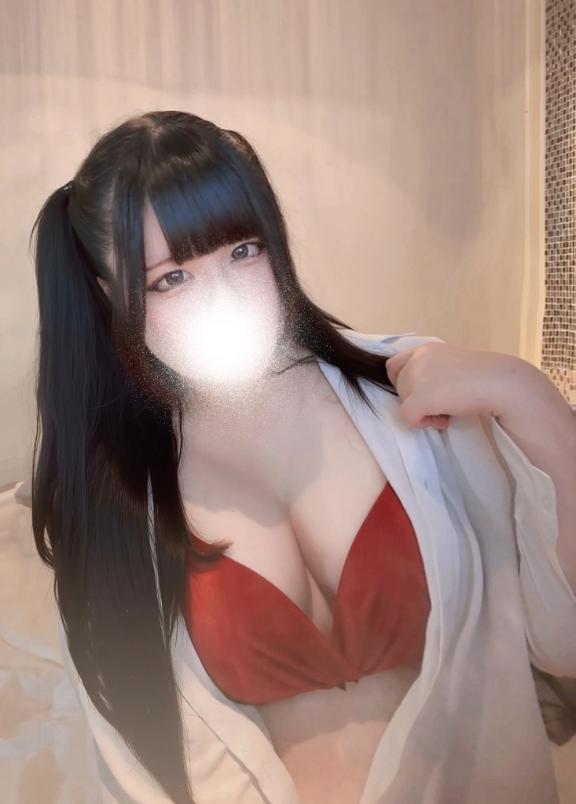 もみもみして？🍑