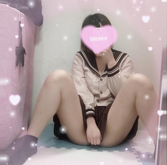 制服着たっ♡