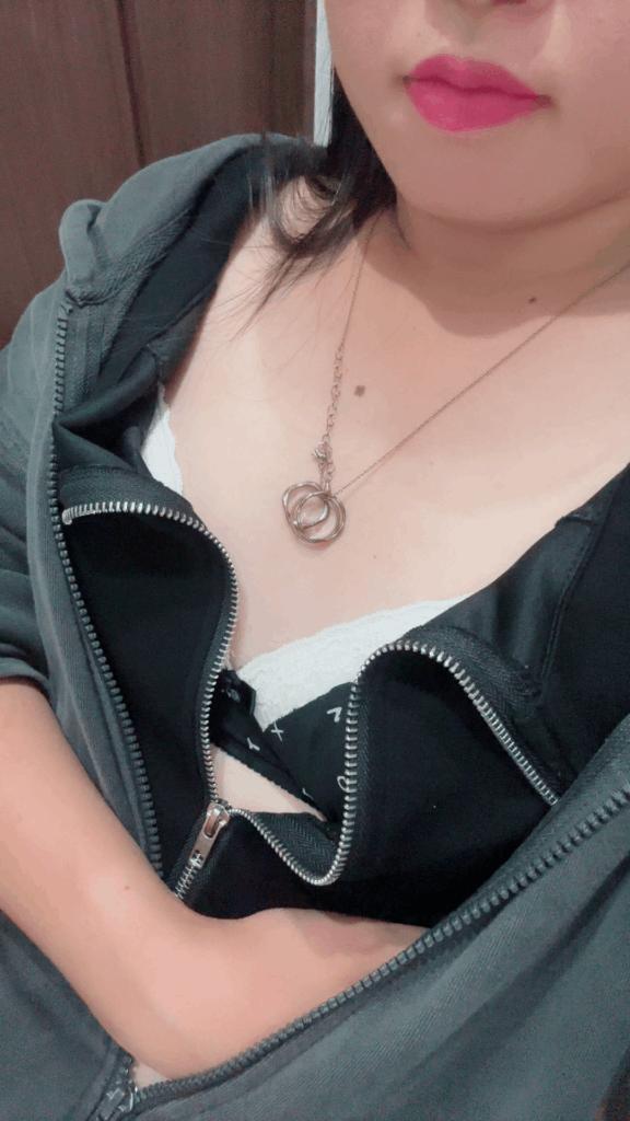     予定空いてます♡