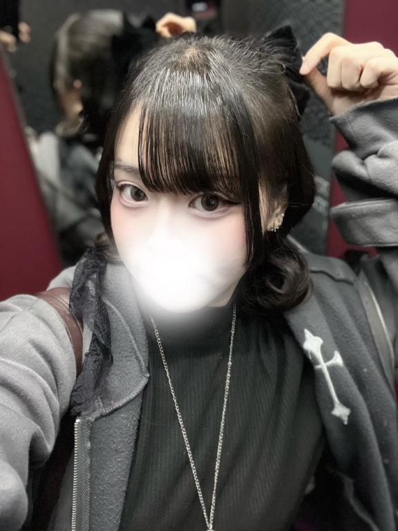 にゃん🐈‍⬛🎀
