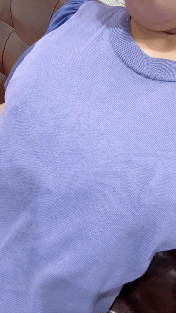今日も出勤してます