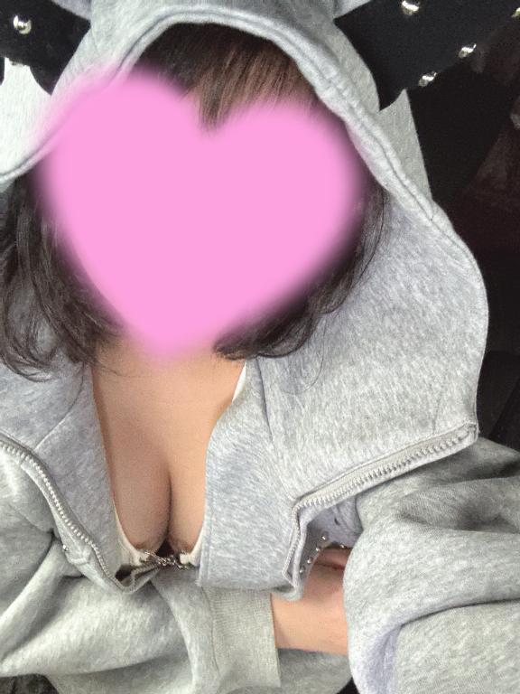 2人だけの甘い秘密…♡