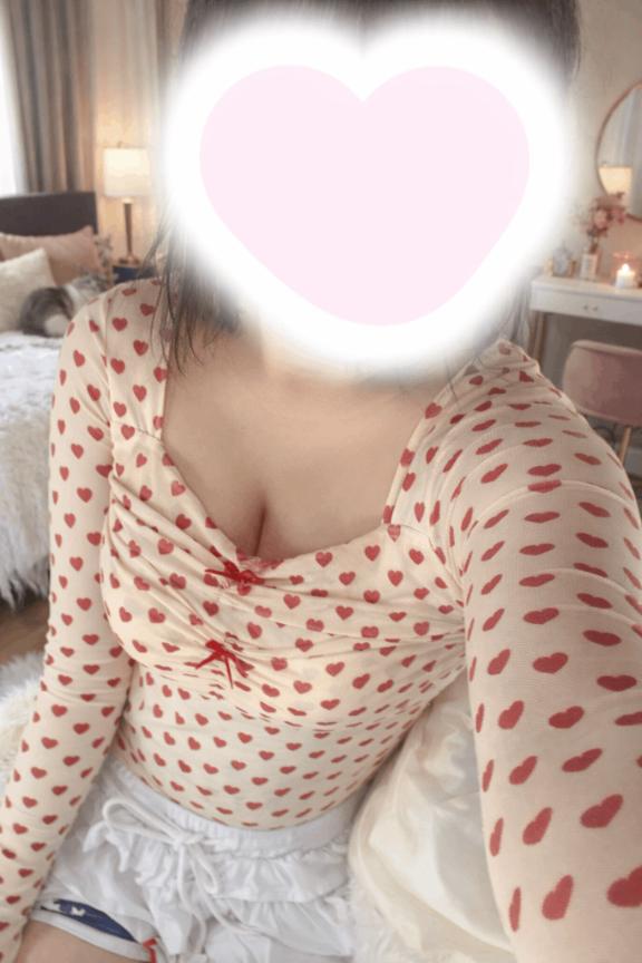 チラッ👀