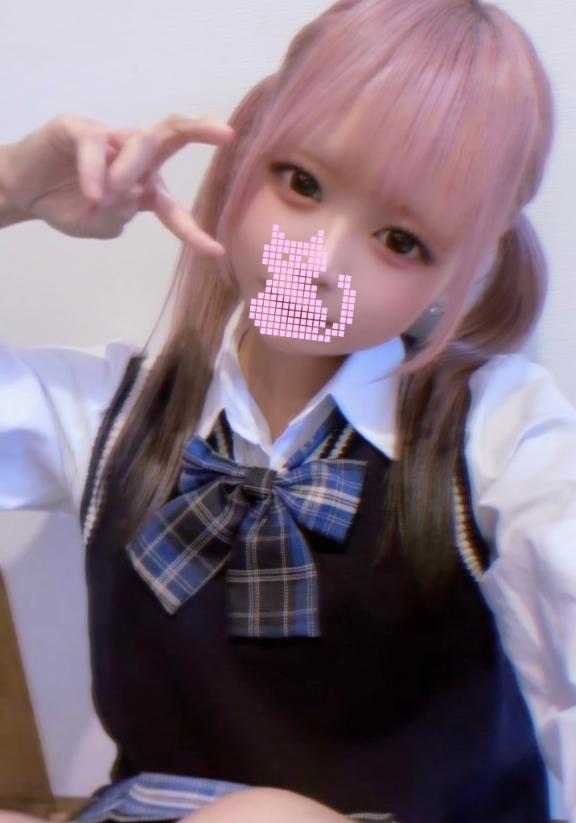 素顔が見たい😑