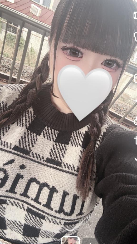 初出勤しましたよ♡ 私の処女奪って👅