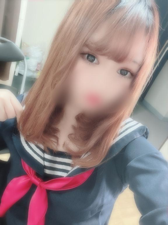 (∩'-'⊂)ｼｭｯ