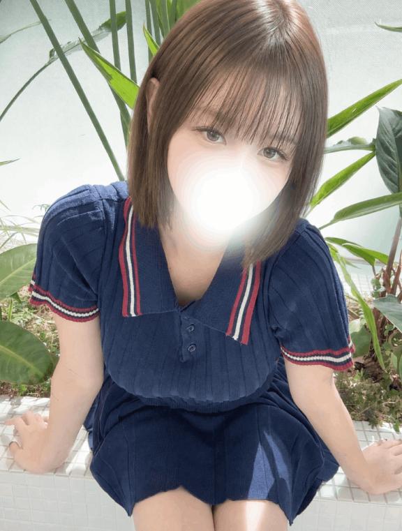 ぴょこっ
