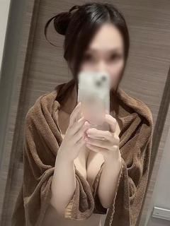 YUDEN～油殿～堺東店 エステ(出張)・アロマ WAKANA KAORU 細身