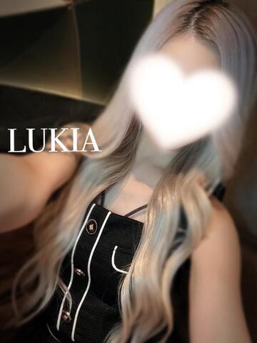 私の事も混ぜてくれない？