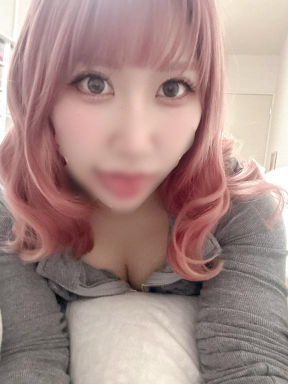 滑り込みセーフ‼️明日も12時～いるよ🧚