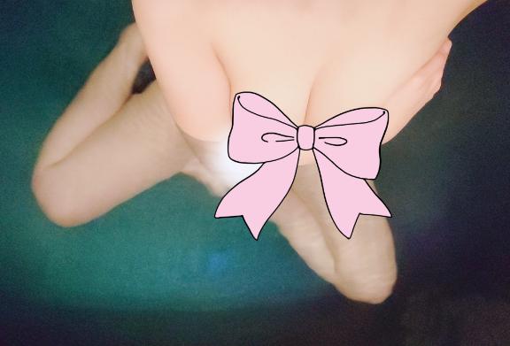 ❀
