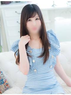 夏目サナ