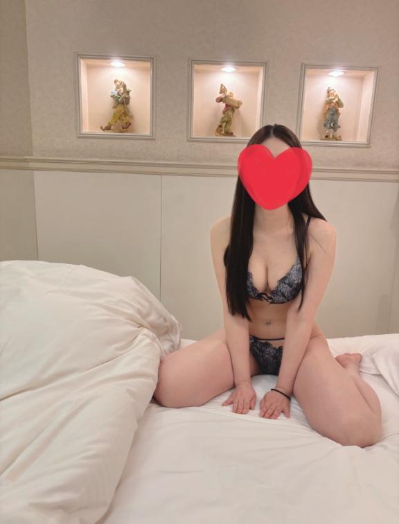 https://img.cityheaven.net/img/girls/kh/p_selection_himeji/grdr0045522638_0837634860pc.jpg
