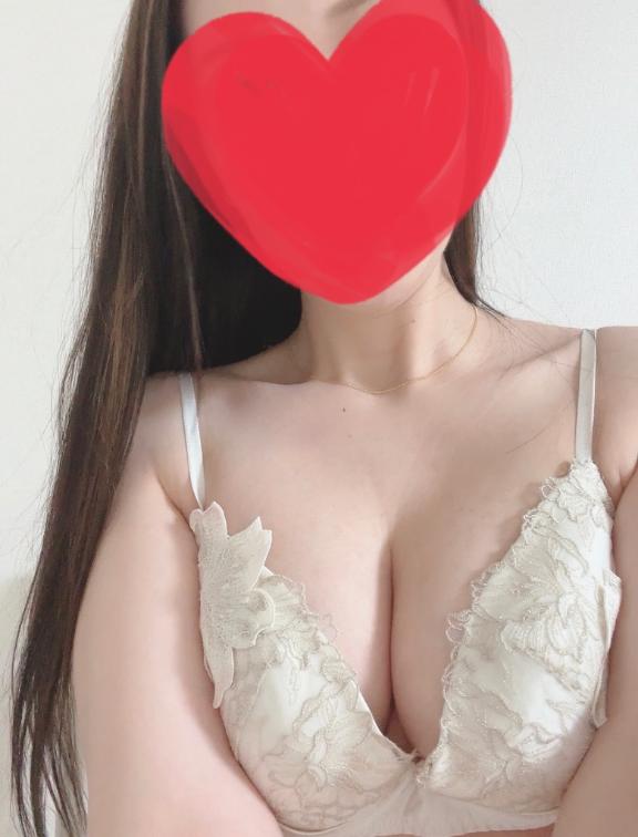 https://img.cityheaven.net/img/girls/kh/p_selection_himeji/grdr0045522638_0837806930pc.jpg
