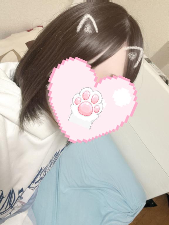 お昼ご飯どうしよ〜