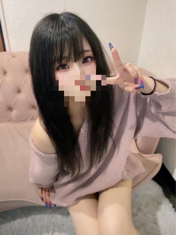 ぴーすぴーすっっ