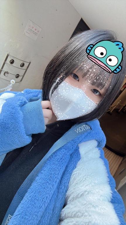 すっぴん晒すとか正気?でも見てほしい。