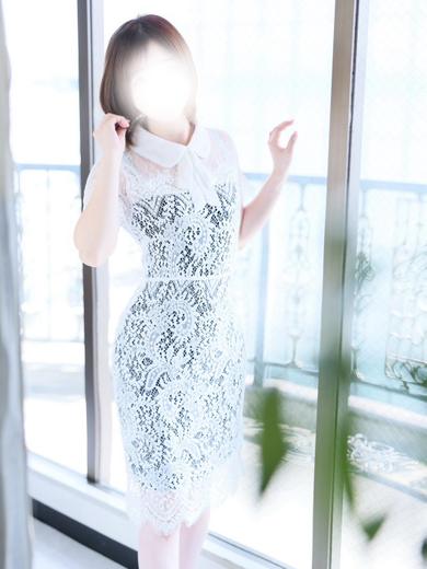 Hills plus 上门服务 YUMI