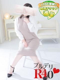 小島みなみ
