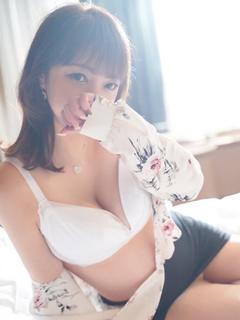 上原　ひとみ