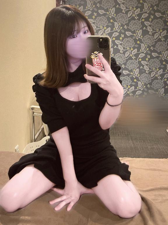 🤍お昼からもえちえち🤍