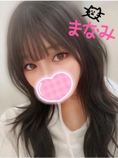 マナミ