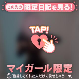 鏡の前で×××