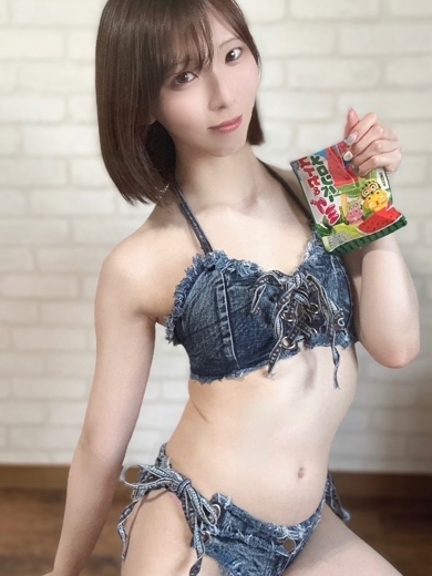 新人★ニコ特例嬢