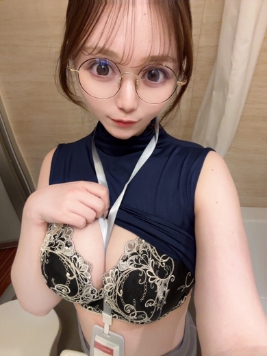 新人★まりえ特例嬢