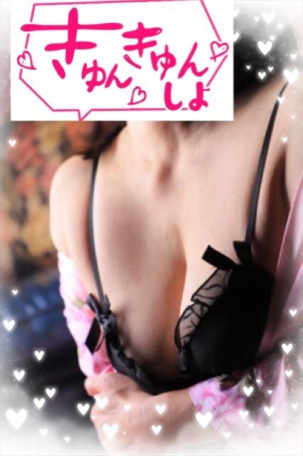 シトシト……。