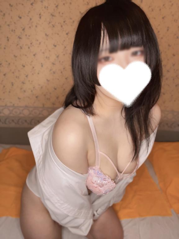 28日(金)のネット予約受付開始🫶🏻🤍 ̖́-