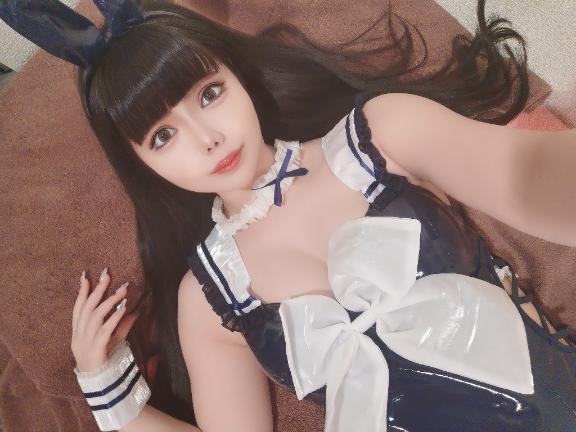 この穴にぶっ込むだけ