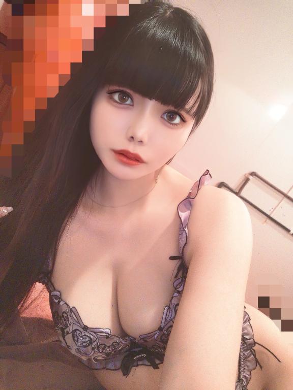 下着を脱がす瞬間がドキドキする
