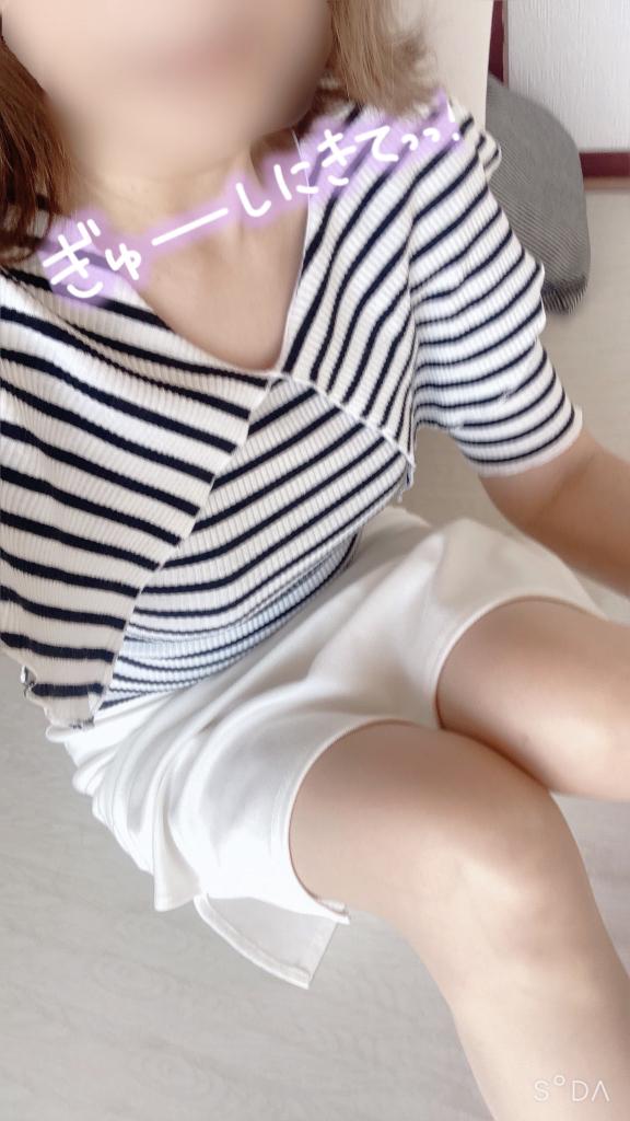 クシュン。 ゚( `>ω< )