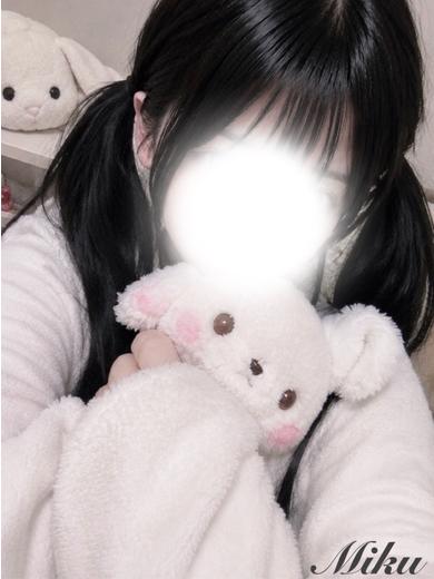alphaGOLD outcall escort service MIKU