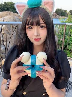 夏希ここみ