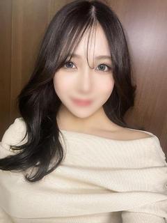 夏菜まこ