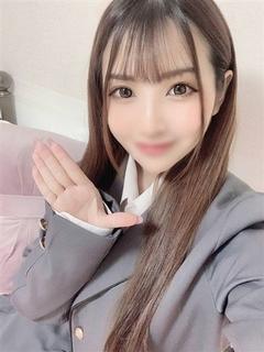宇佐美ゆあ