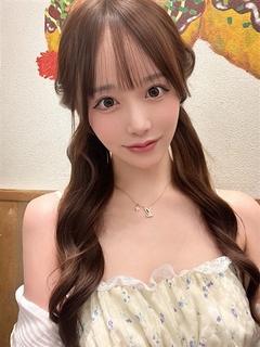 綾瀬るる